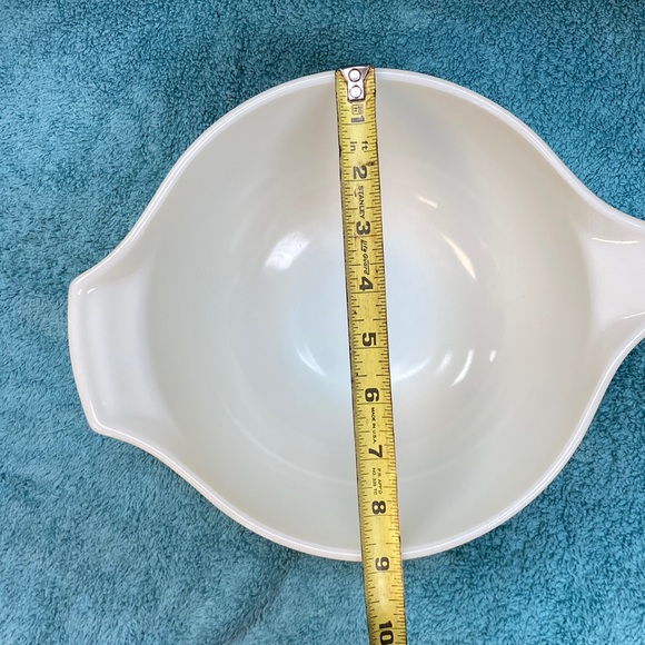 Pyrex Yellow Cinderella Nesting Mixing Bowl 443 Vtg 2 1/2 QT Sunflower Daisy - Picture 2 of 10